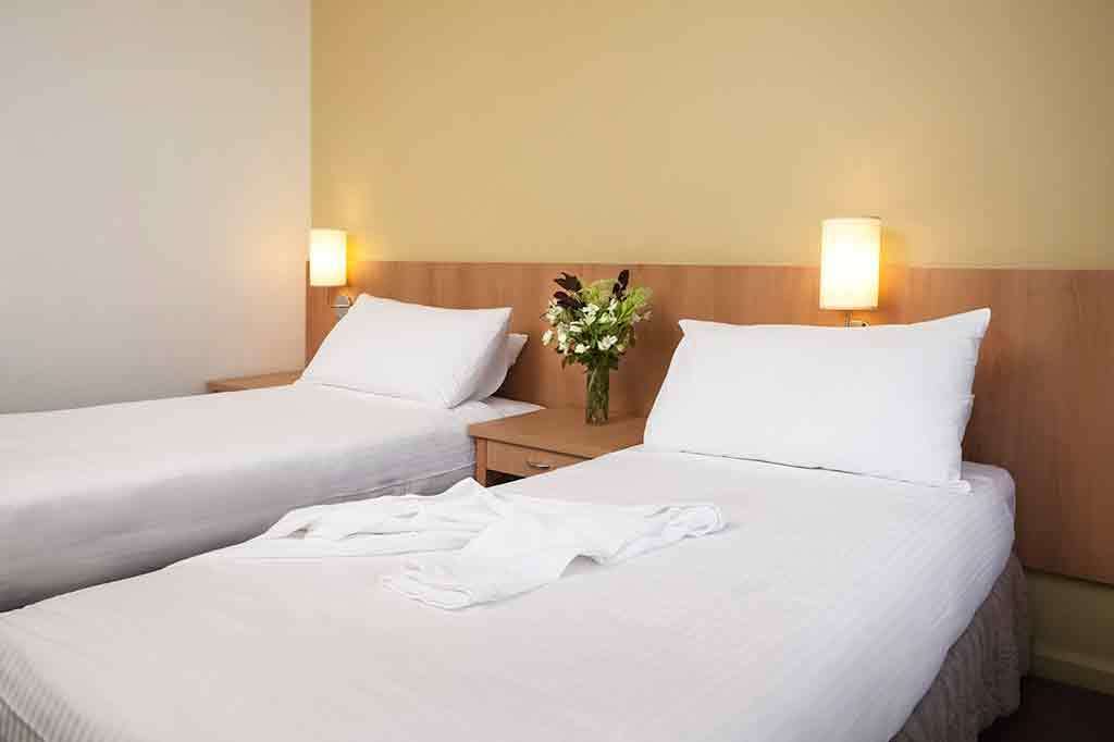 Mercure North Melbourne Rum bild